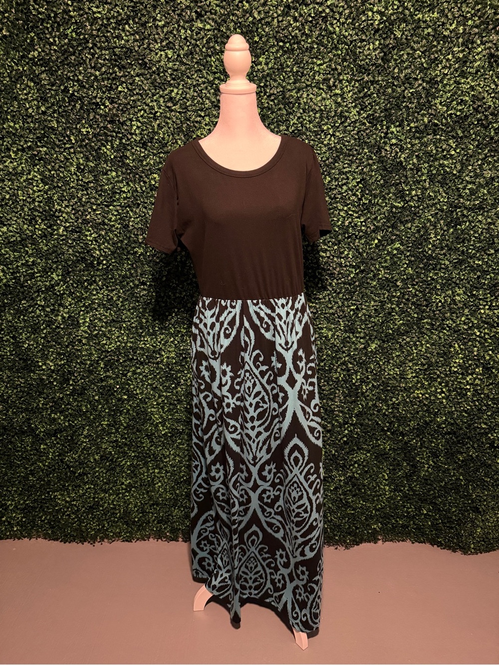 Women's Black and Light Blue legging material Maxi Dress with pockets